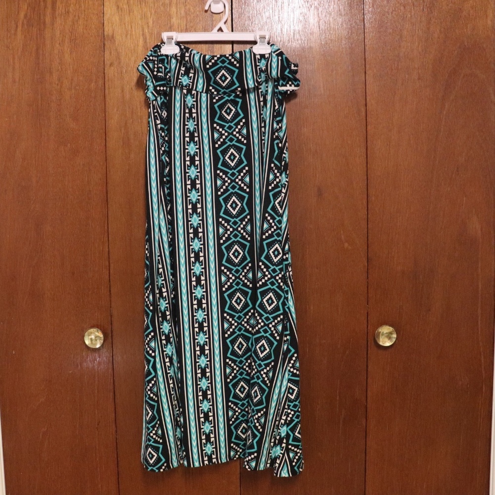 5 for $5 ~ Blue Black & White Tribal Boho Skirt w/ Fold-Over Waistband